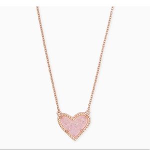 Kendra Scott ari heart rose g pink drusy necklace